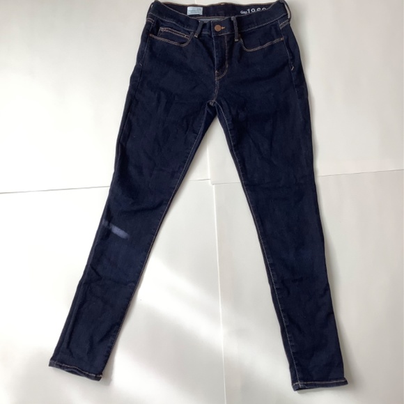 GAP Low Rise Deep Blue Skinnies - Picture 6 of 6